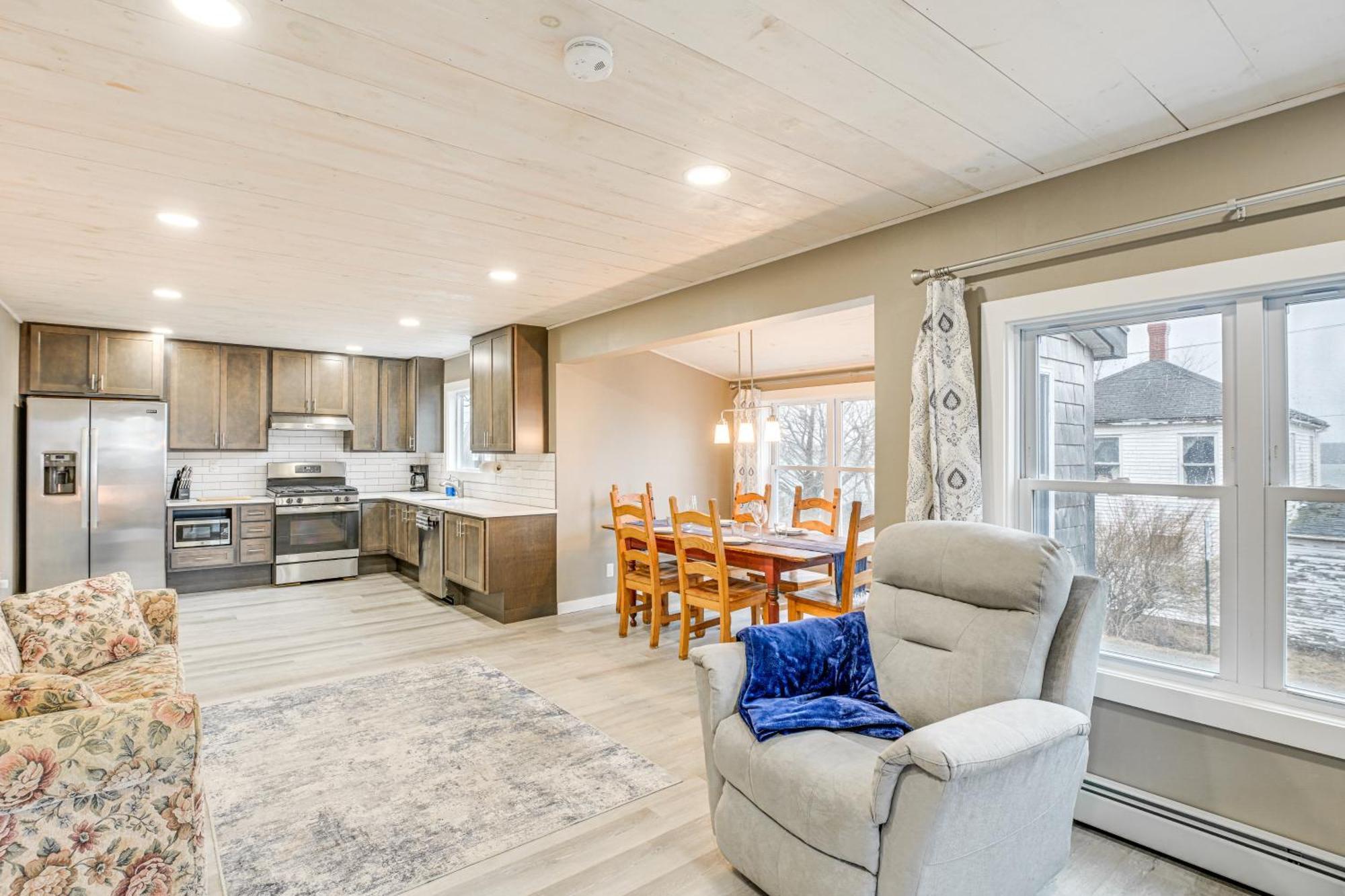 Cozy Maine Getaway Covered Deck, Walk To Beach! Lubec Buitenkant foto